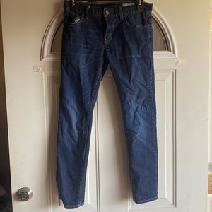 GUV Aeropostale jeans. Size 27/28. My son wears a 16 in boys&these fit perfect.